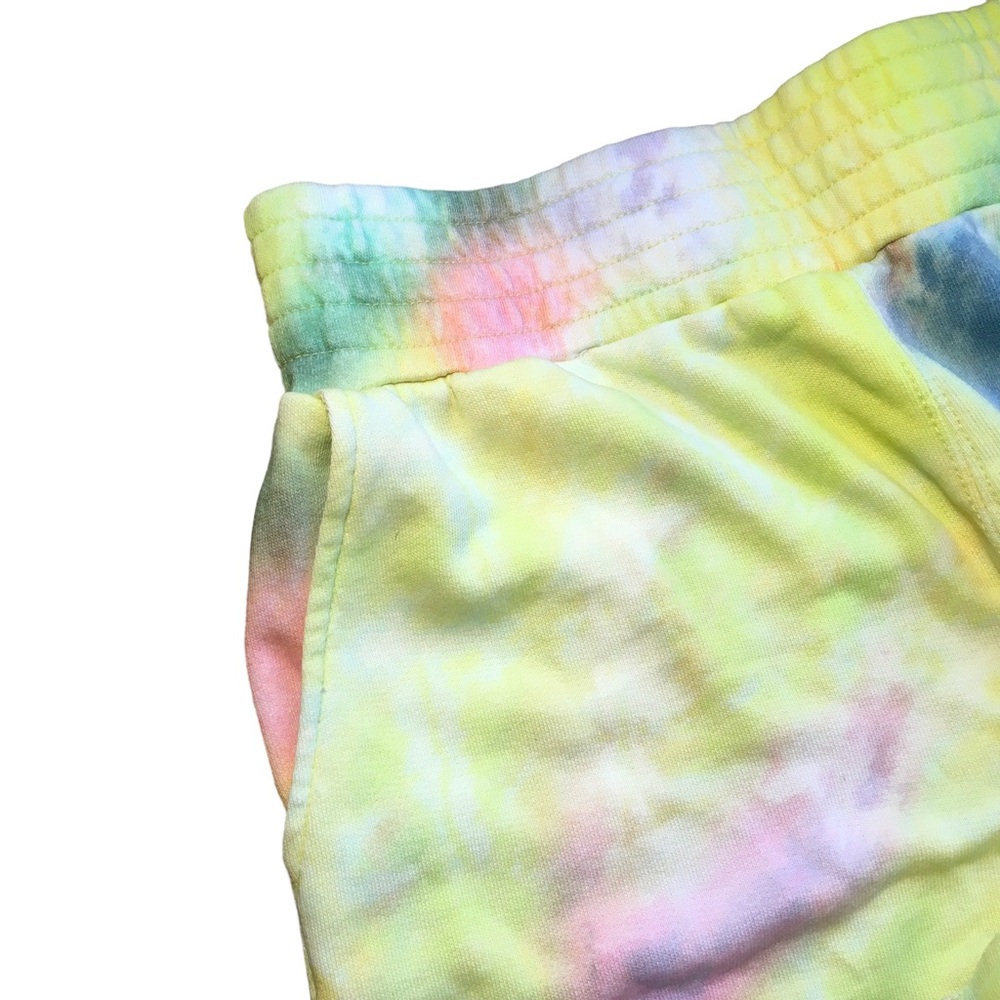 Alice and Olivia Tye Dye shorts NWT size small - Picture 6 of 12
